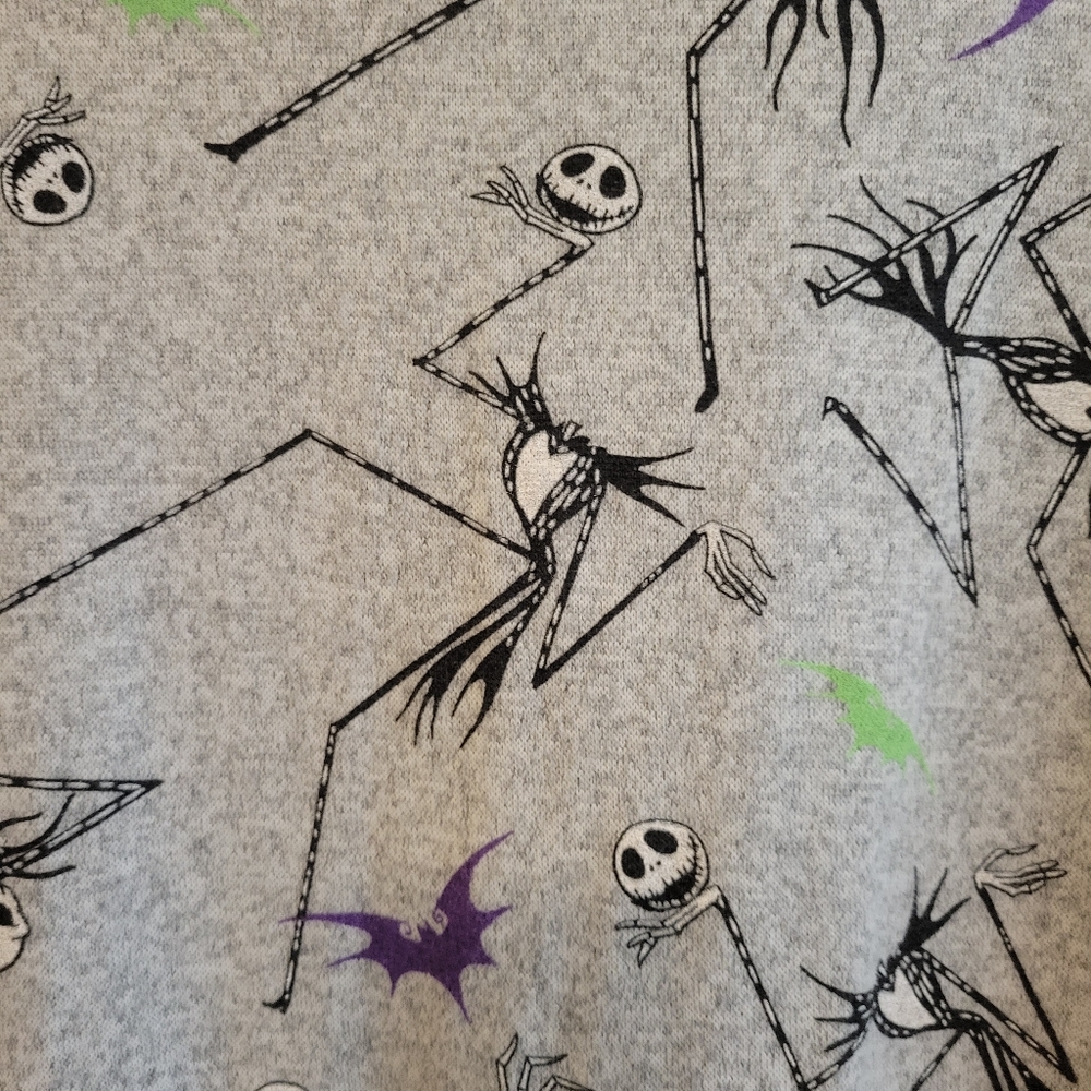 Gently Used Disney Nightmare Before Christmas Sweater Sleepwear  Top 2XL